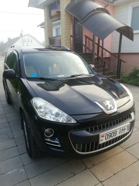 Peugeot 4007, 7 мест, 2009 г.