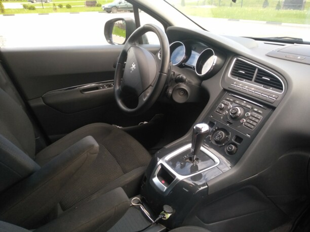 Peugeot 5008 I · Рестайлинг, 7 мест, 2014 г.