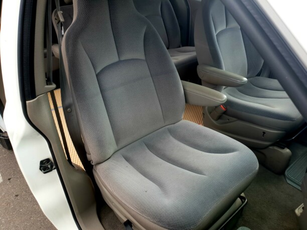 Dodge Caravan IV, 7 мест, 2001 г.