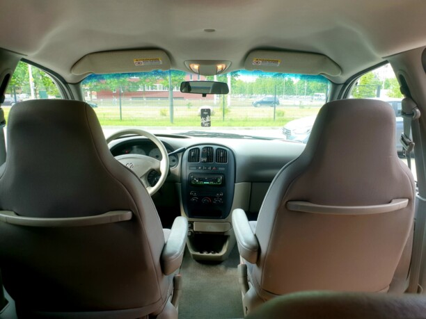 Dodge Caravan IV, 7 мест, 2001 г.
