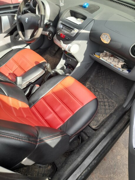 Peugeot 107 I · Рестайлинг, 2011 г.
