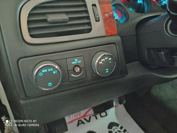 Chevrolet Suburban X, 2012 г.