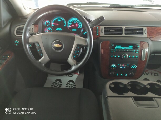 Chevrolet Suburban X, 2012 г.