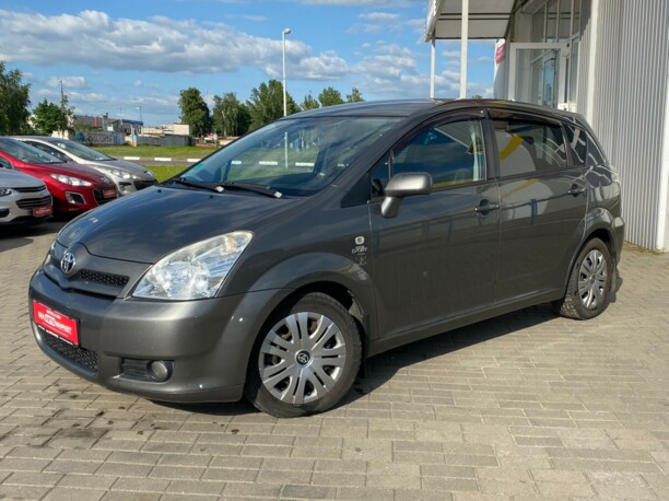 Toyota Corolla Verso II (E121), 7 мест, 2006 г.
