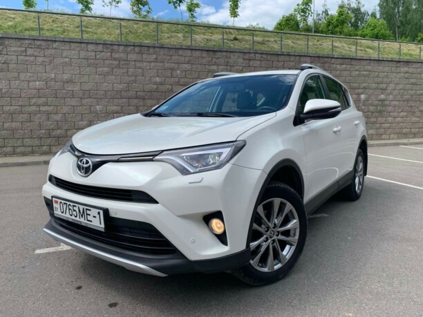 Toyota RAV4 IV (XA40) · Рестайлинг, 5 мест, 2017 г.