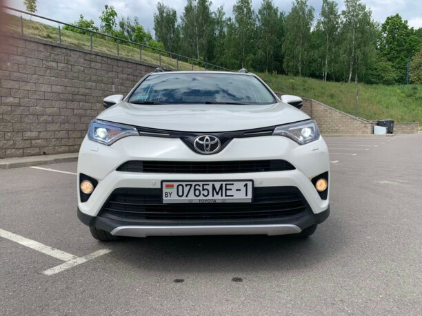 Toyota RAV4 IV (XA40) · Рестайлинг, 5 мест, 2017 г.