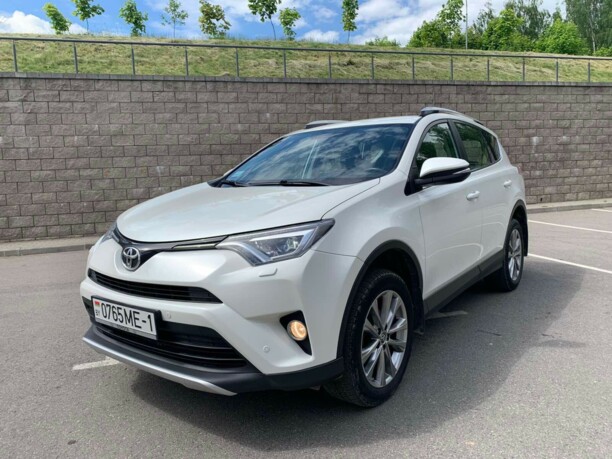 Toyota RAV4 IV (XA40) · Рестайлинг, 5 мест, 2017 г.