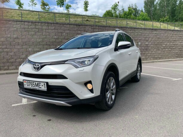 Toyota RAV4 IV (XA40) · Рестайлинг, 5 мест, 2017 г.