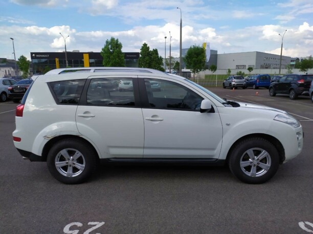 Peugeot 4007, 2010 г.