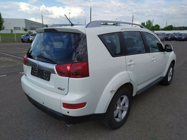 Peugeot 4007, 2010 г.