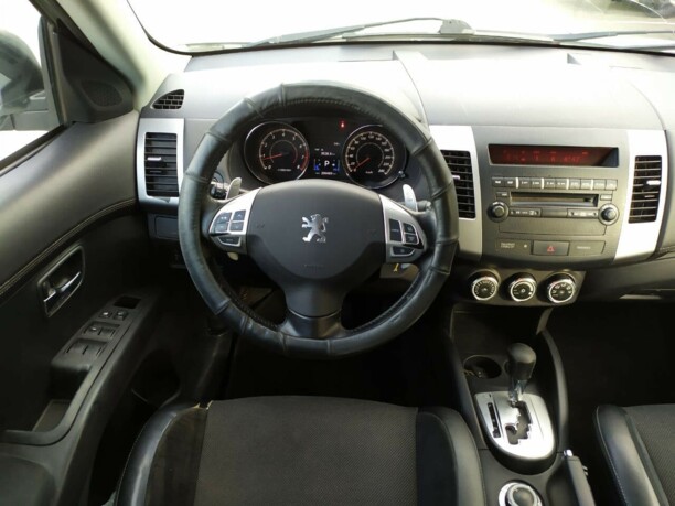 Peugeot 4007, 2010 г.