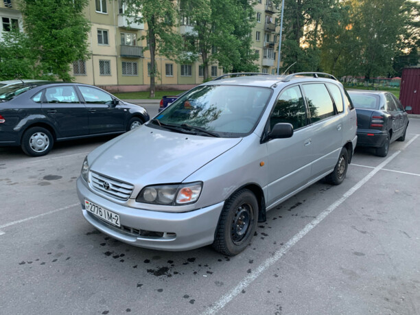 Toyota Picnic, 7 мест, 1999 г.