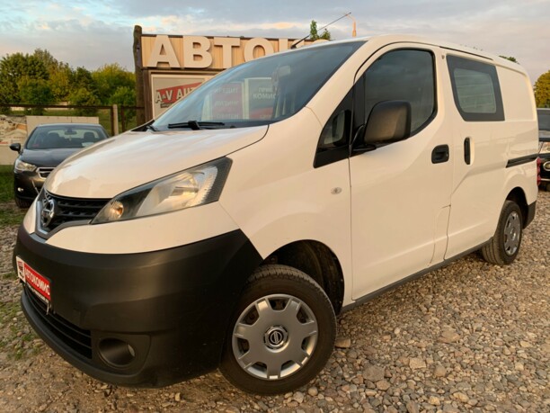 Nissan NV200, 2010 г.