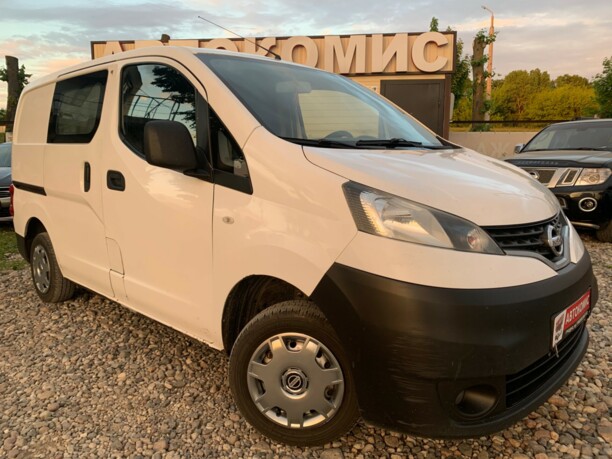 Nissan NV200, 2010 г.