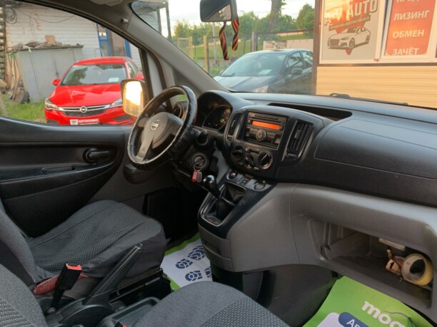 Nissan NV200, 2010 г.