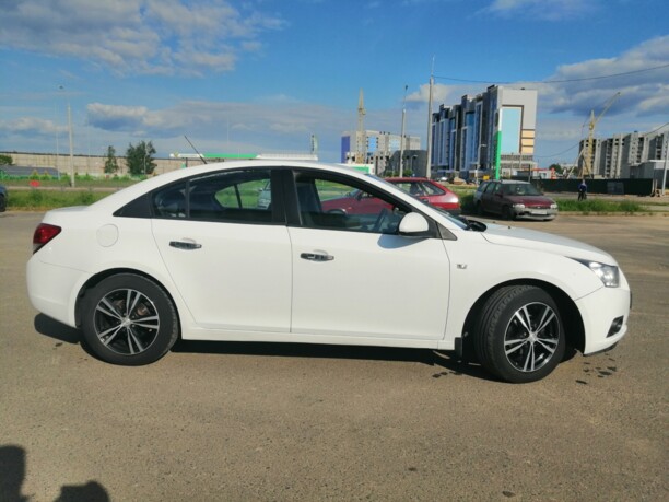Chevrolet Cruze J300, 2010 г.