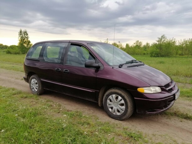 Dodge Caravan III, 7 мест, 1998 г.