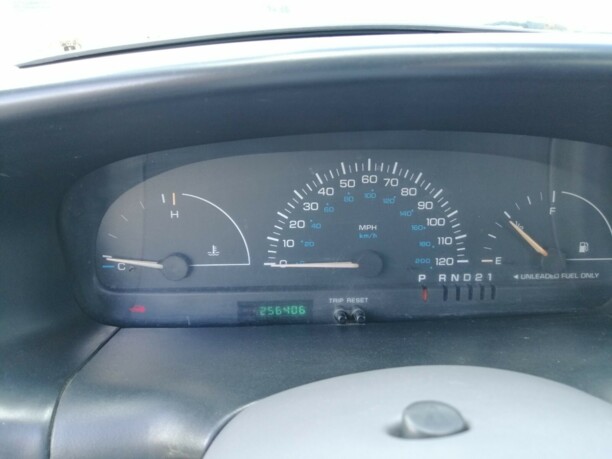 Dodge Caravan III, 7 мест, 1998 г.