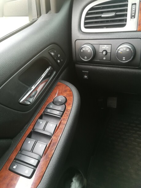 Chevrolet Tahoe GMT900, 7 мест, 2008 г.