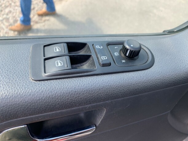 Volkswagen Multivan T5 · Рестайлинг, 2011 г.