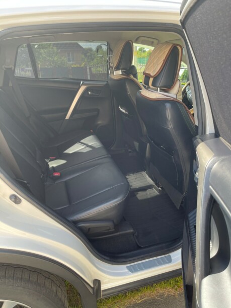 Toyota RAV4 IV (XA40), 5 мест, 2014 г.