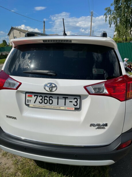 Toyota RAV4 IV (XA40), 5 мест, 2014 г.