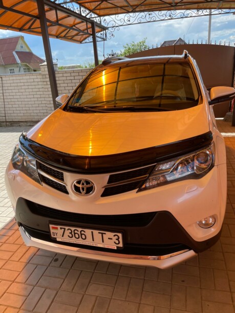 Toyota RAV4 IV (XA40), 5 мест, 2014 г.