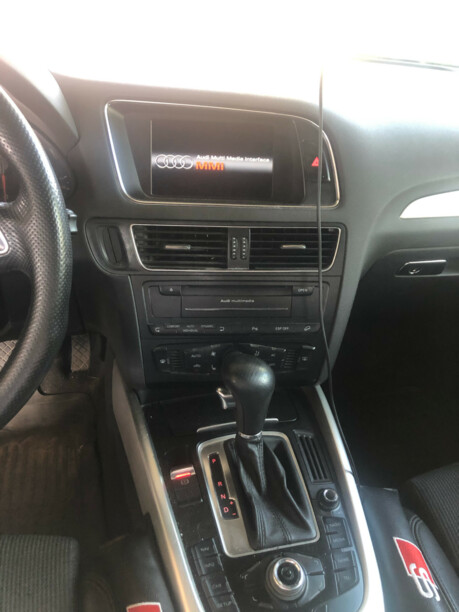 Audi Q5 8R, 2009 г.