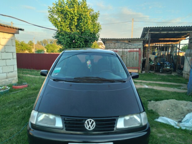Volkswagen Sharan I, 7 мест, 1998 г.