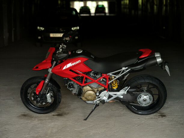 Ducati Hypermotard 1100, 2009 г.