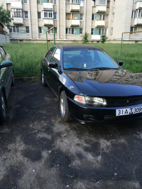 Mitsubishi Mirage V, 2000 г.