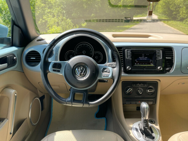 Volkswagen Beetle A5, 2015 г.