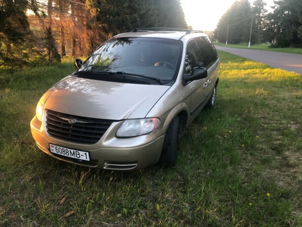 Chrysler Town and Country IV, 7 мест, 2006 г.