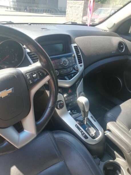 Chevrolet Cruze J300, 2011 г.