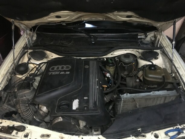 Audi 100 С3 · Рестайлинг, 1990 г.