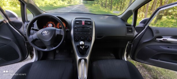 Toyota Auris I (E150), 2009 г.