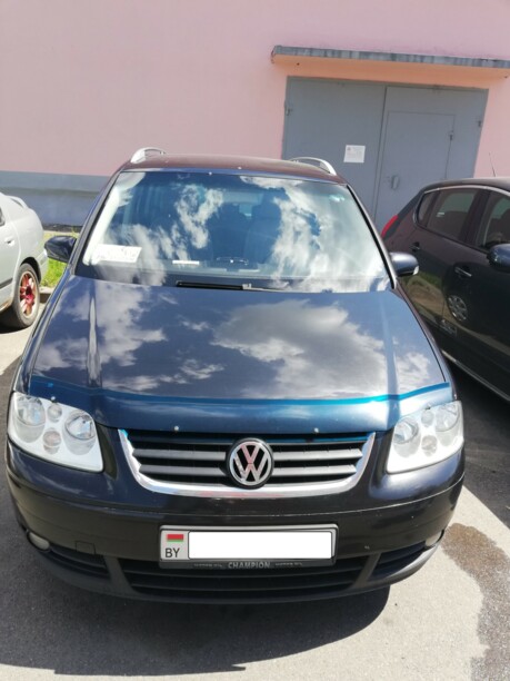 Volkswagen Touran I, 7 мест, 2005 г.