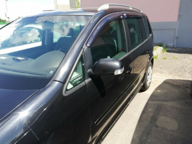Volkswagen Touran I, 7 мест, 2005 г.