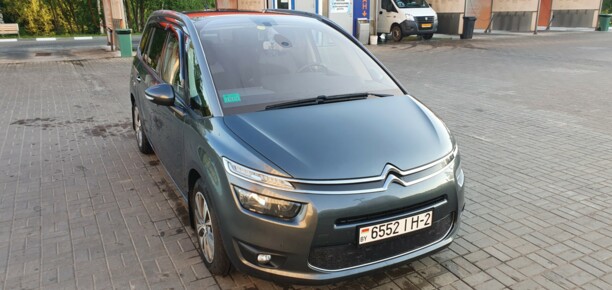 Citroen C4 Grand Picasso II, 7 мест, 2015 г.