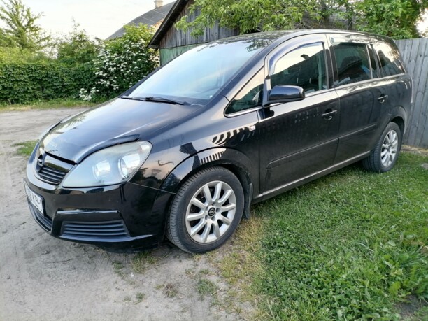 Opel Zafira B, 7 мест, 2005 г.