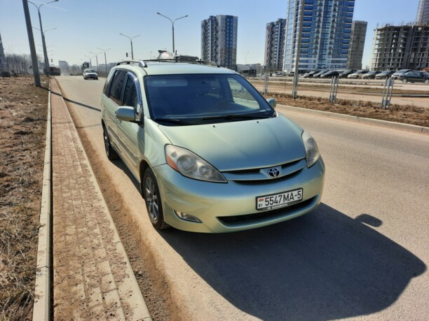 Toyota Sienna II (XL20) · Рестайлинг, 7 мест, 2006 г.