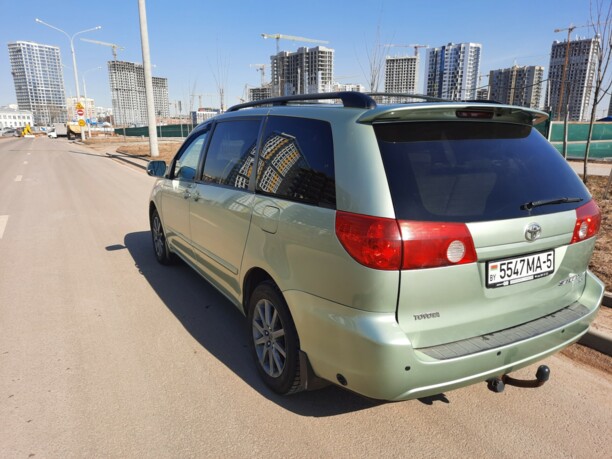 Toyota Sienna II (XL20) · Рестайлинг, 7 мест, 2006 г.