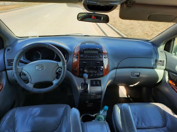 Toyota Sienna II (XL20) · Рестайлинг, 7 мест, 2006 г.
