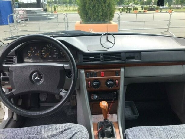 Mercedes-Benz E-Класс W124, S124, C124, A124, 1991 г.