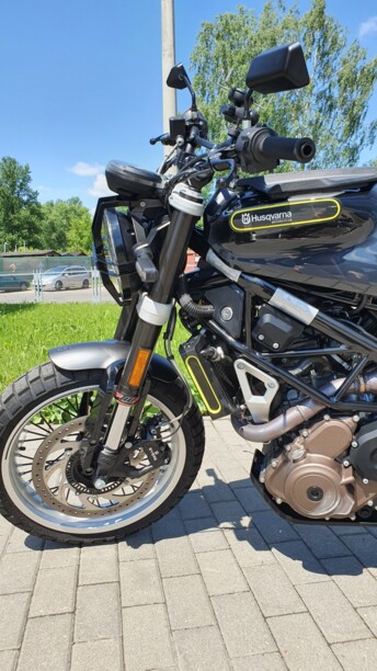Husqvarna Vitpilen Svartpilen 401, 2018 г.