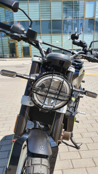 Husqvarna Vitpilen Svartpilen 401, 2018 г.