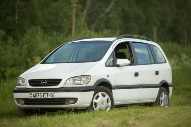 Opel Zafira A, 7 мест, 2001 г.
