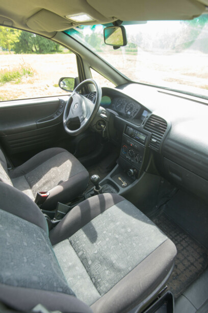 Opel Zafira A, 7 мест, 2001 г.
