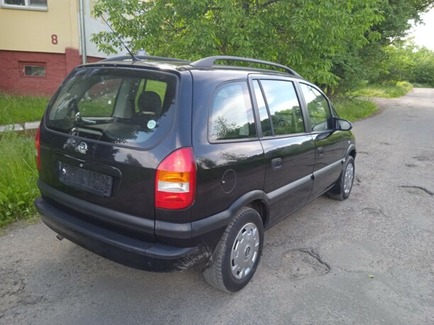 Opel Zafira A, 7 мест, 2002 г.