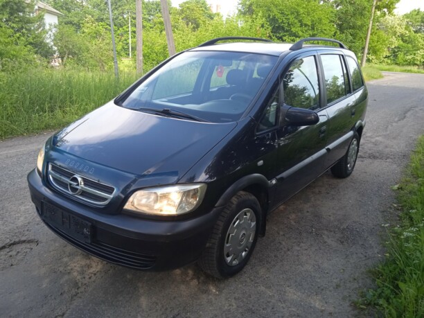 Opel Zafira A, 7 мест, 2002 г.